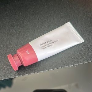 Glossier Cloud Paint in Eve